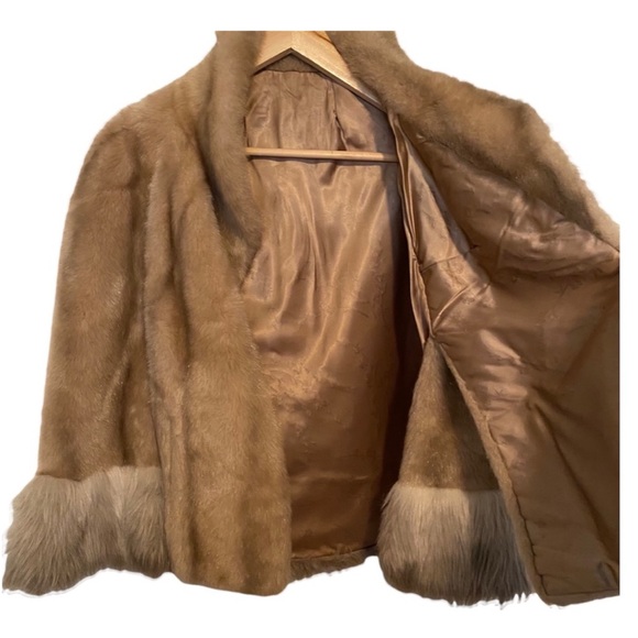 Vintage Regina Glenara Glenoit 1960s Tan Faux Fur Cape Stole Sz Medium - Picture 2 of 2